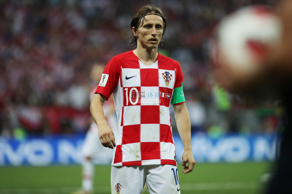 主教练生病离场！魔术主帅莫斯利本场能否回归成疑