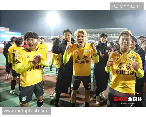 春节黑马！《荒野迷城》荣登iOS三榜第一！