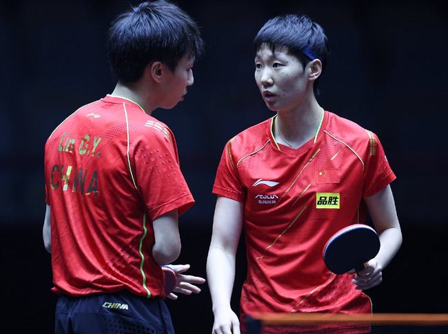 费摆渡车 费摆渡车